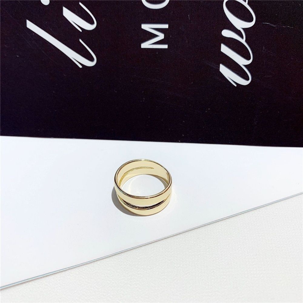 MLING Vintage Simple Alloy Geometric Ring Fashion Pearl Circle Ring For Women
