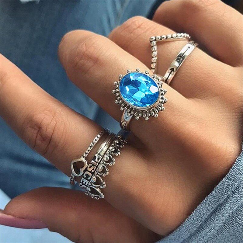 20 StyleLadies Fashion Ring Vintage Crown Gem Pearl Cross Seahorse Moon Carved Ring Set Party Wedding Gift Accessories For Women