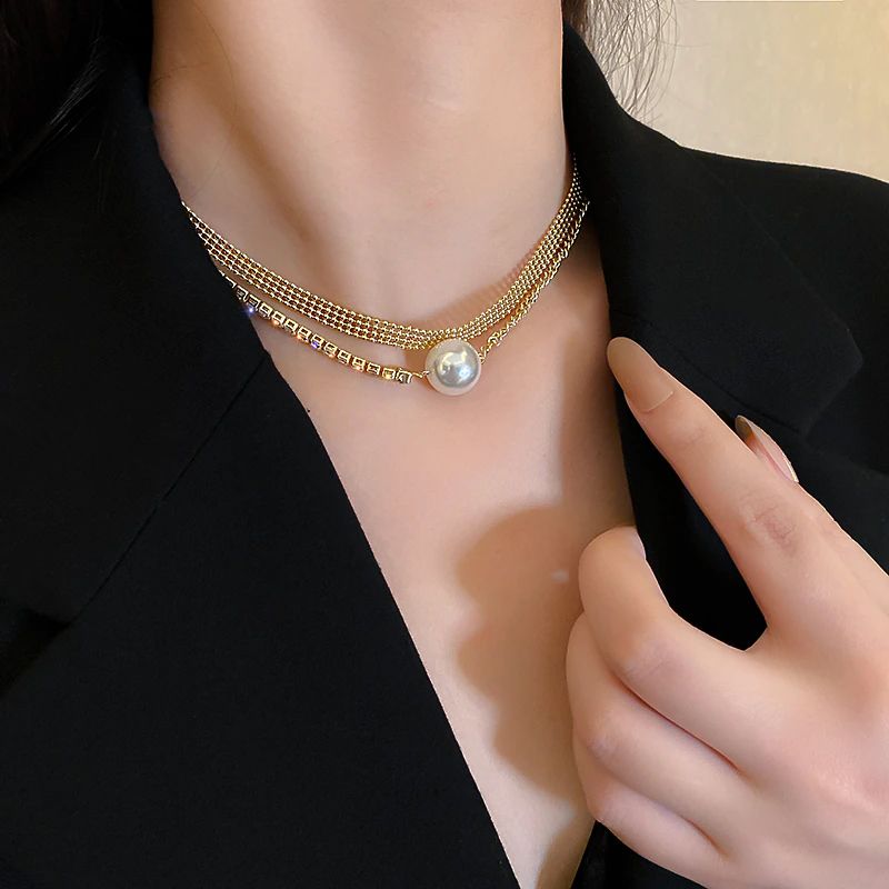 New Clavicle Chain Female Luxury Design Gold Silver Color Necklaces French Romantic Style Fashion Chokers Prom Accessories