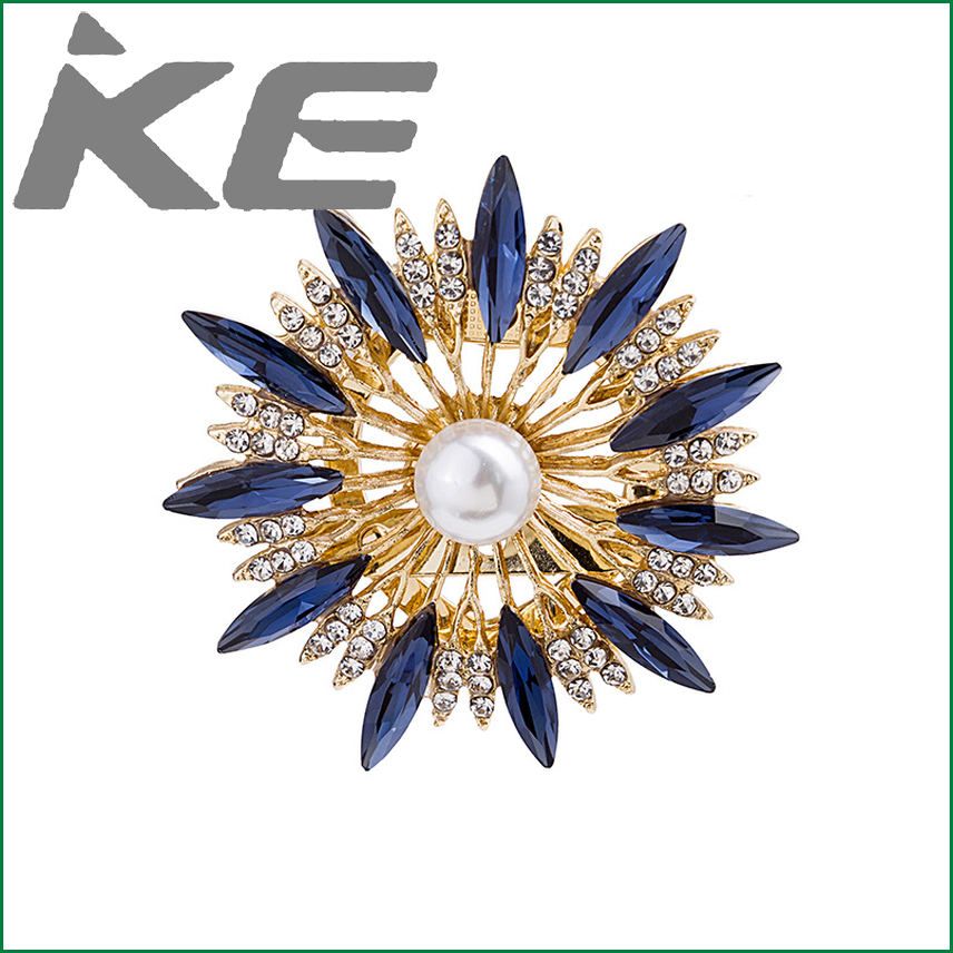 Creative crystal sun flower brooch Korean version creative pearl flower dual-use silk scarf buckle corsage for gilrs for women low price