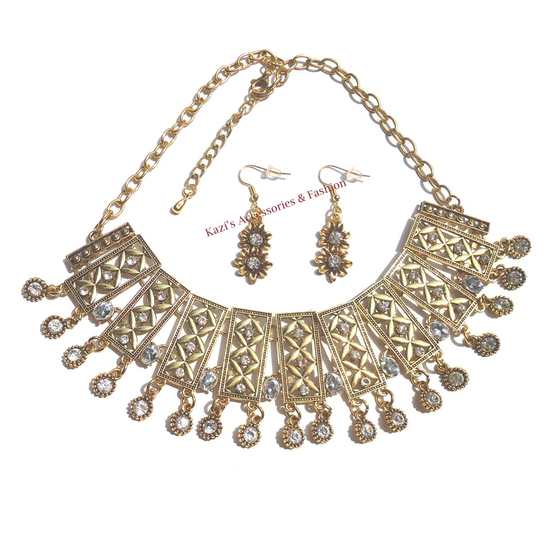 Oxidized Crystal Stone Locket Adjustable Chain Neckless/Choker With Earrings Set for Women & Girls.