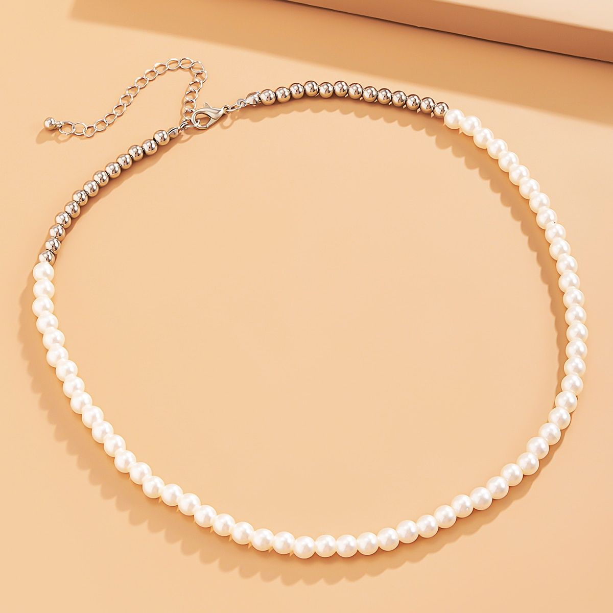 Gothic Baroque Pearl Tassel Chain Necklace for Women Bridal Wedding Strand Beaded Sweet Female Choker White Best Friend Jewelry