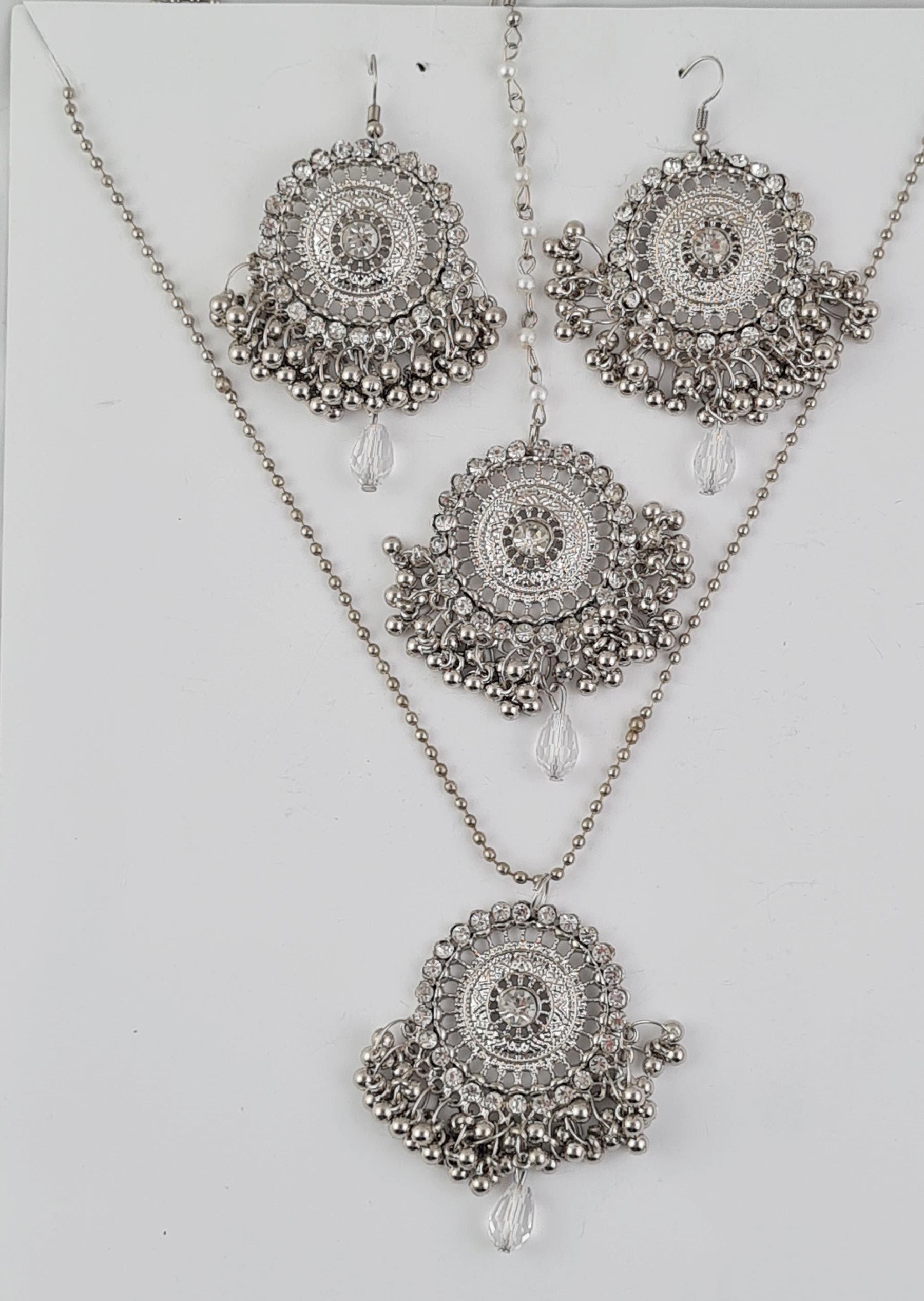 4 piece stone set Jewellery  Set chain With earring & tikly.