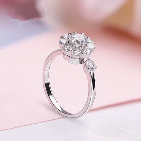 Zircon Alloy 360 Rotating Zircon Finger Ring
