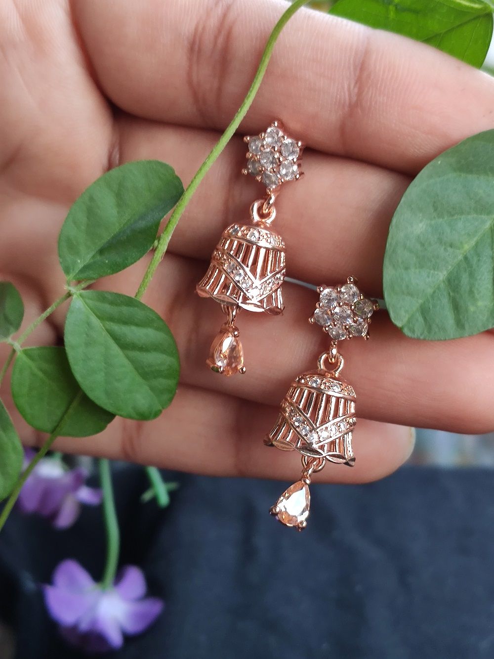 Golden Earring For Women And fashionable Girls,Trandy Top's Jumka Ear Rings For Women, CD:NE.