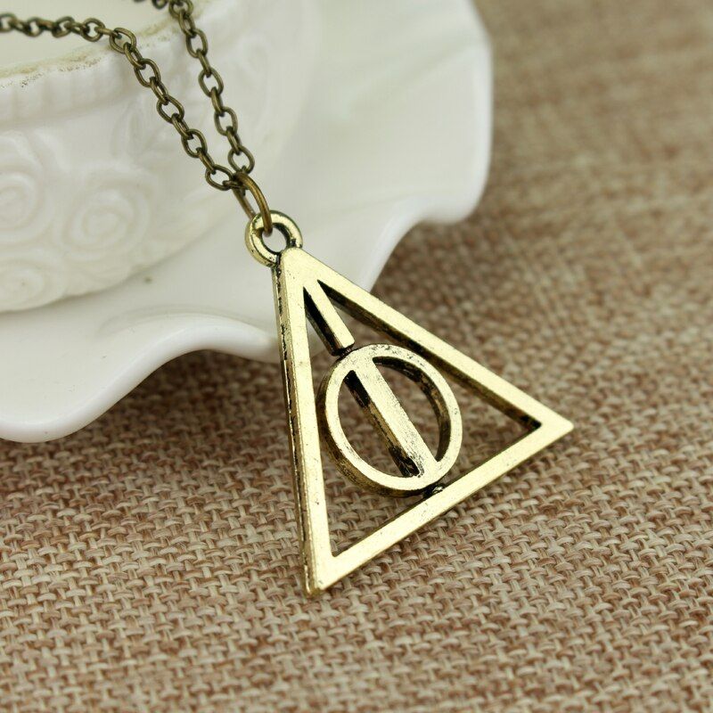 2020 Fashion Long Necklaces Deathly Hallows Pendant Necklace Triangle Rotatable intermediate Resurrection Stone Necklaces