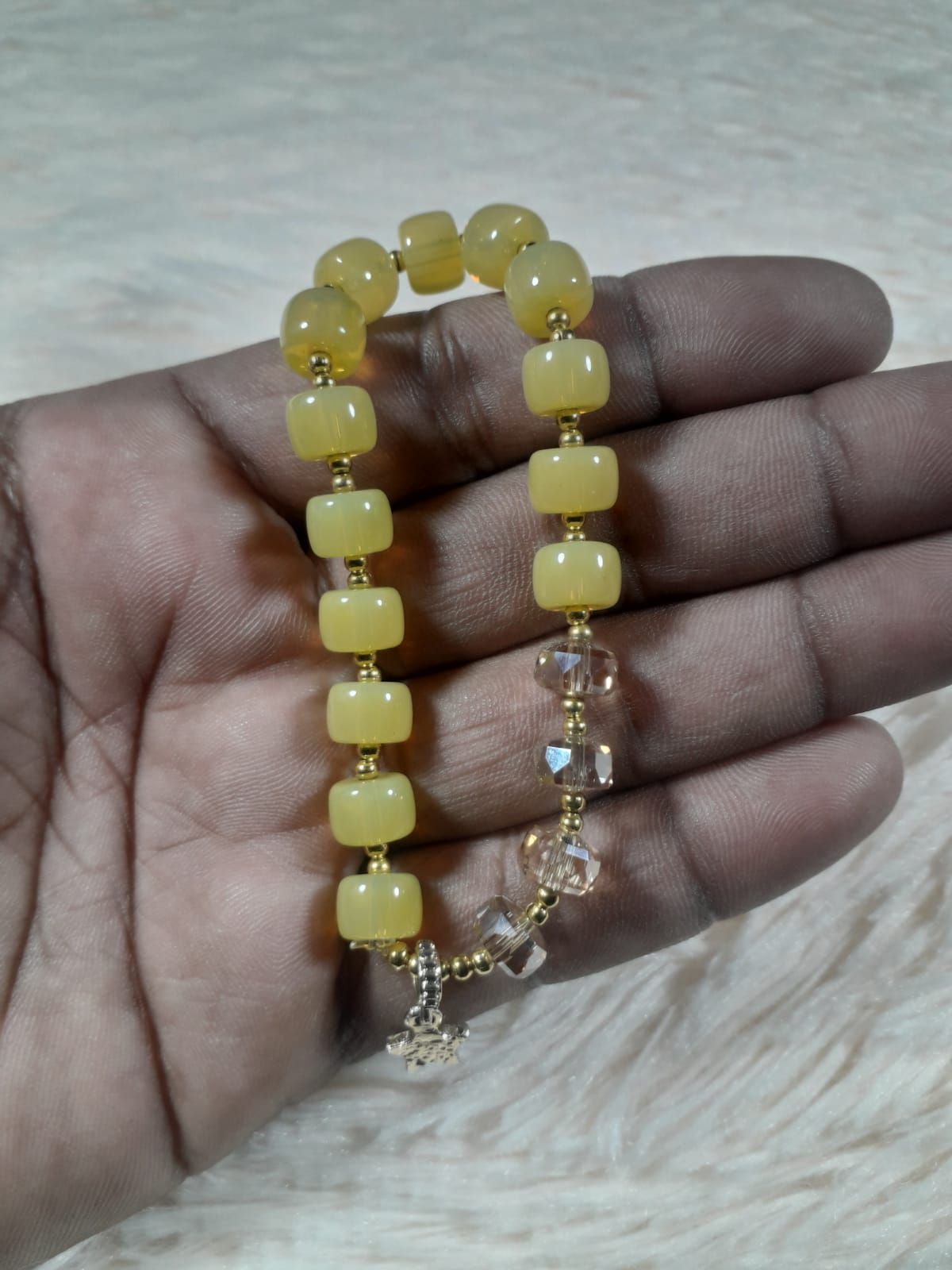 Kundon stone bracelet for women