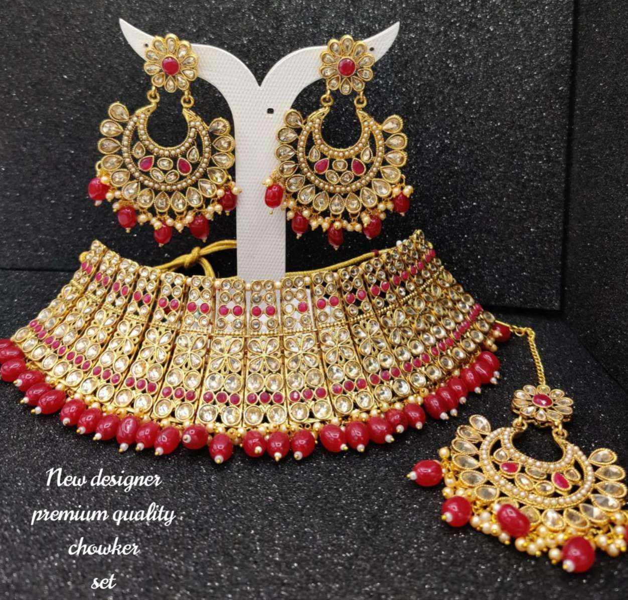 Golden Bronze Jewelry Set for Women