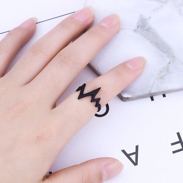 Hot Selling Fashion Women's Ring Pet Dog Paw Cat Ears Angel Wings Bee Rabbit Heart Wedding Ring Animal Jewelry Gift 2020 New