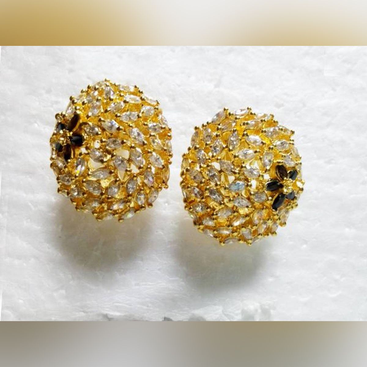Gold Plated diamondcut Exclusive Ear Ring