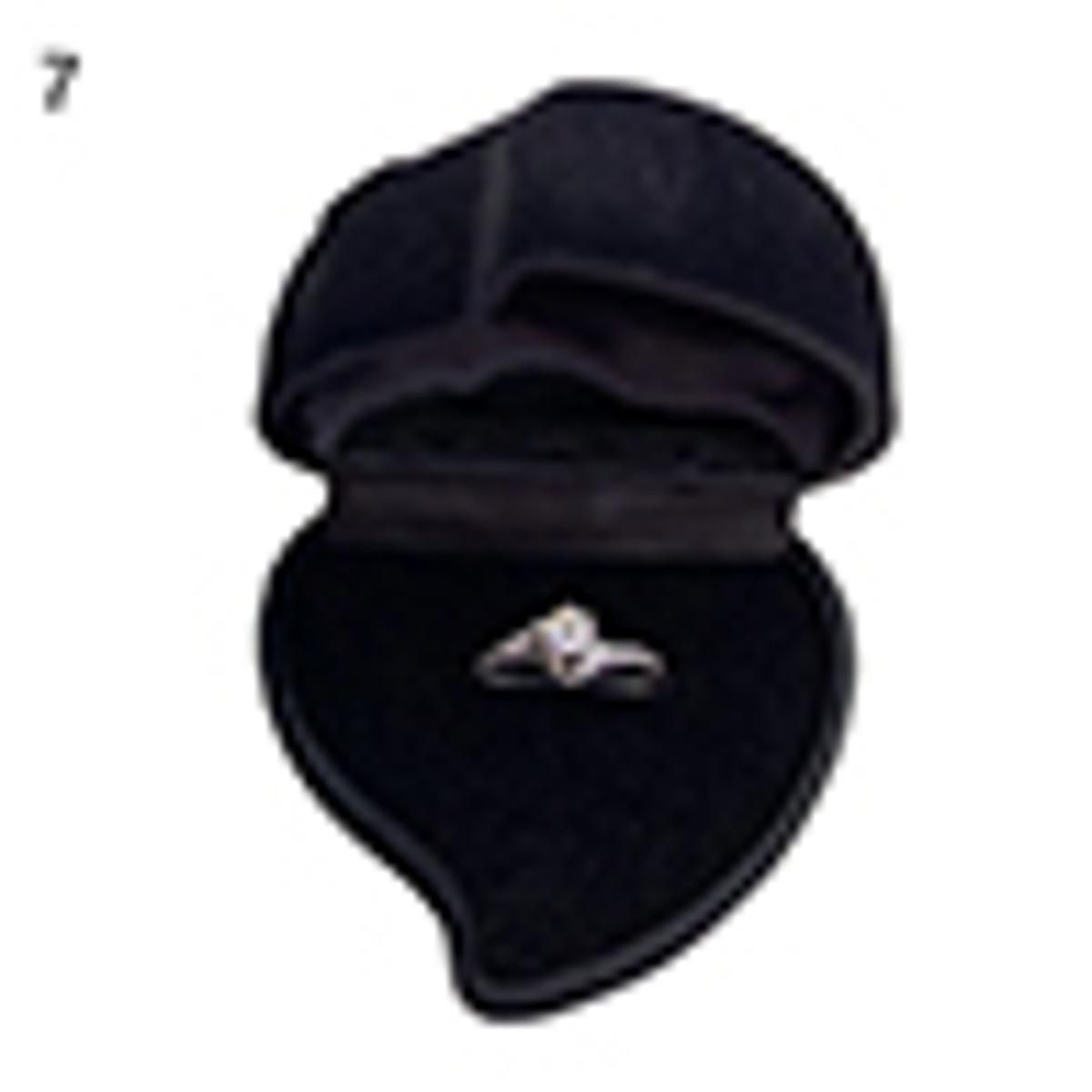 Rose Heart Shape Proposal Wedding Ring Display Holder Box Jewelry Storage Case