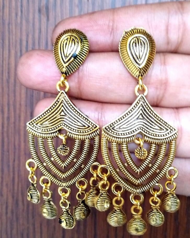Antique Metal Golden Earring For Women