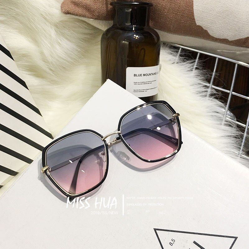 C022019 Women Luxury Classic Eyewear Female Sunglasses Brand Designer Sunglasses Pierced Sun Glasses Fashion Eyewear UV400
