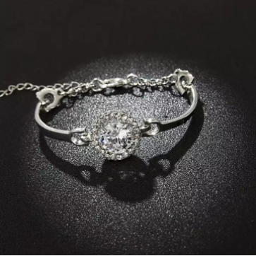 Crystals from Swarovski Alloy Plated Cute Knot Crystal Bracelet
