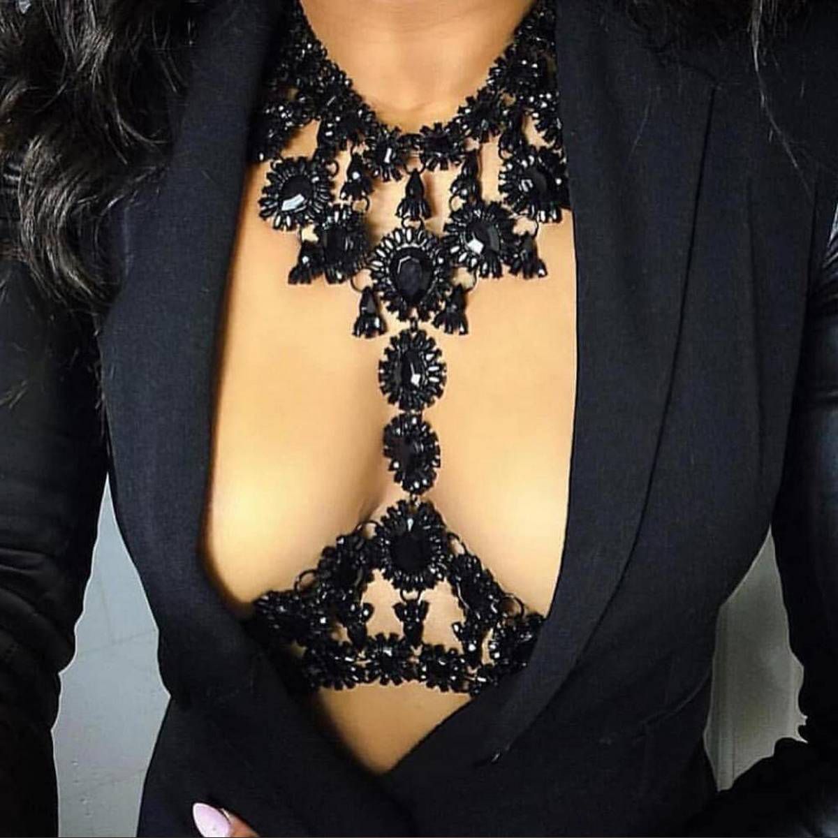Miwens 2019 Crystal Metal Maxi Large Long Body Chain Necklace Women 11 colors Layer Punk Sexy Party Statement Stage Jewelry A553