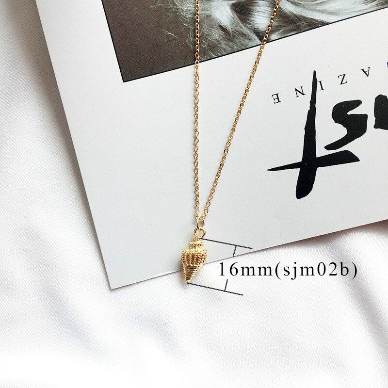 2019 New Fashion Gold Color Alloy Cowrie Shell Necklace for Women Conch Chain Pendant Necklace Summer Jewelry Starfish Collar
