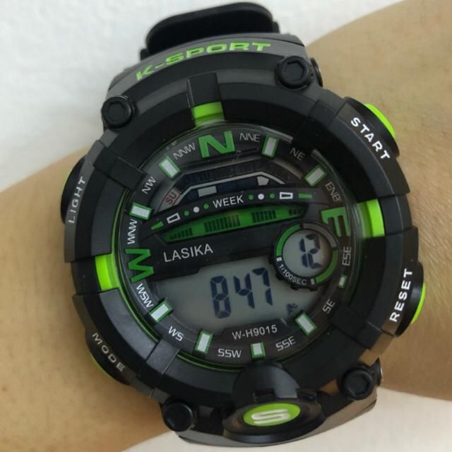 LASIKA W-H9015  Silicon Digital Watch for Men