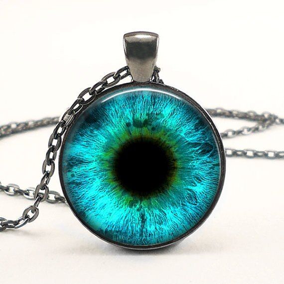 2017 New Round Photo Jewelry Dragon Eye Necklace Eyes Pendant Glass Dome Necklaces Novel Pendants HZ1