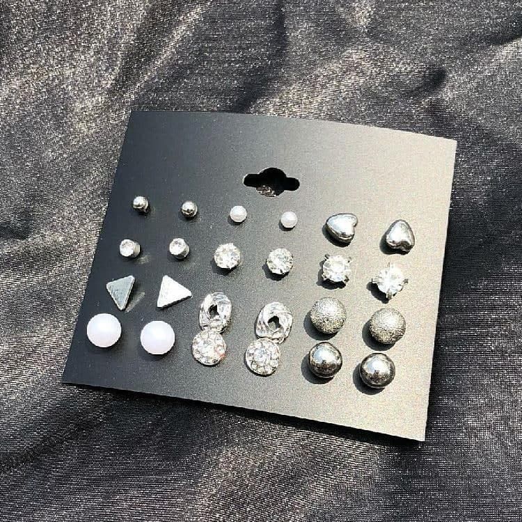 Multi-piece explosion set earrings 12 pairs of square zircon earrings peach heart earrings for female  (Girls' Palace))