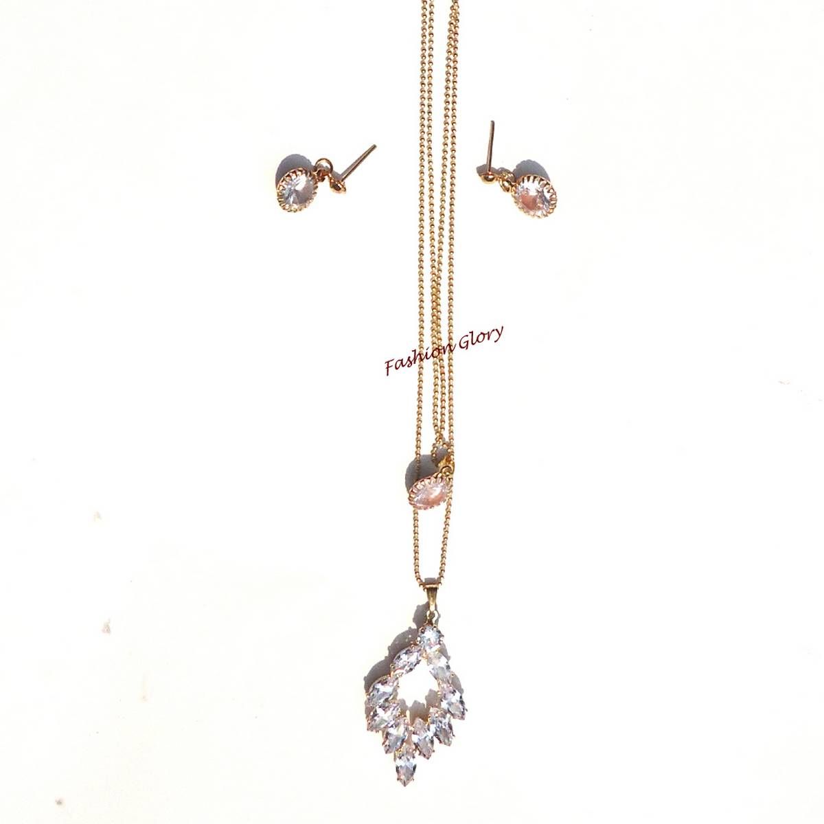Fashionable  Two Layer  Crystal Stone Locket With Long Gold-Plated Chain Neckless/Choker With Earrings Combo Set for Women & Girls.