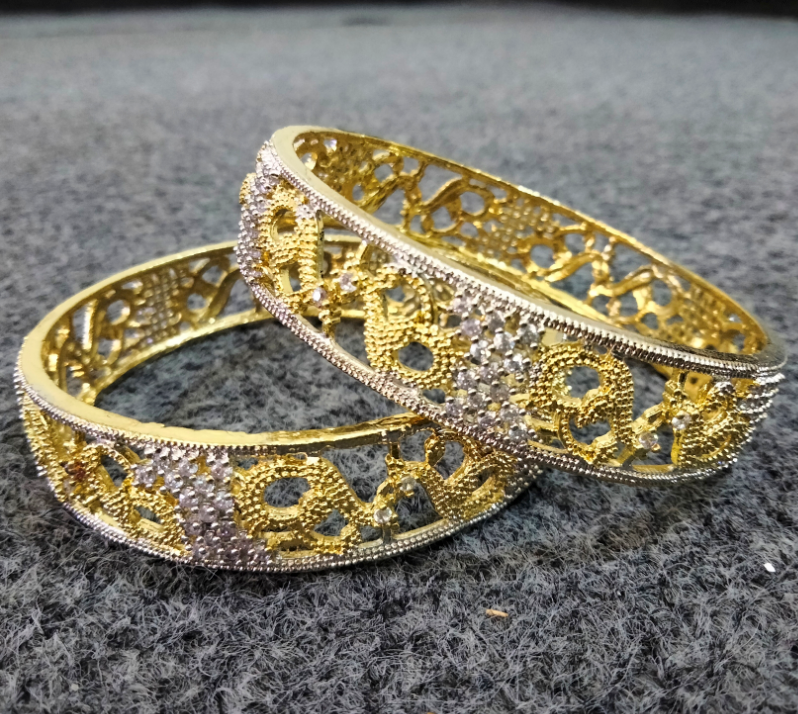 Beautiful Gold Plated Pearl Studded American Dimond Cut Bangles Set For Women and Girls