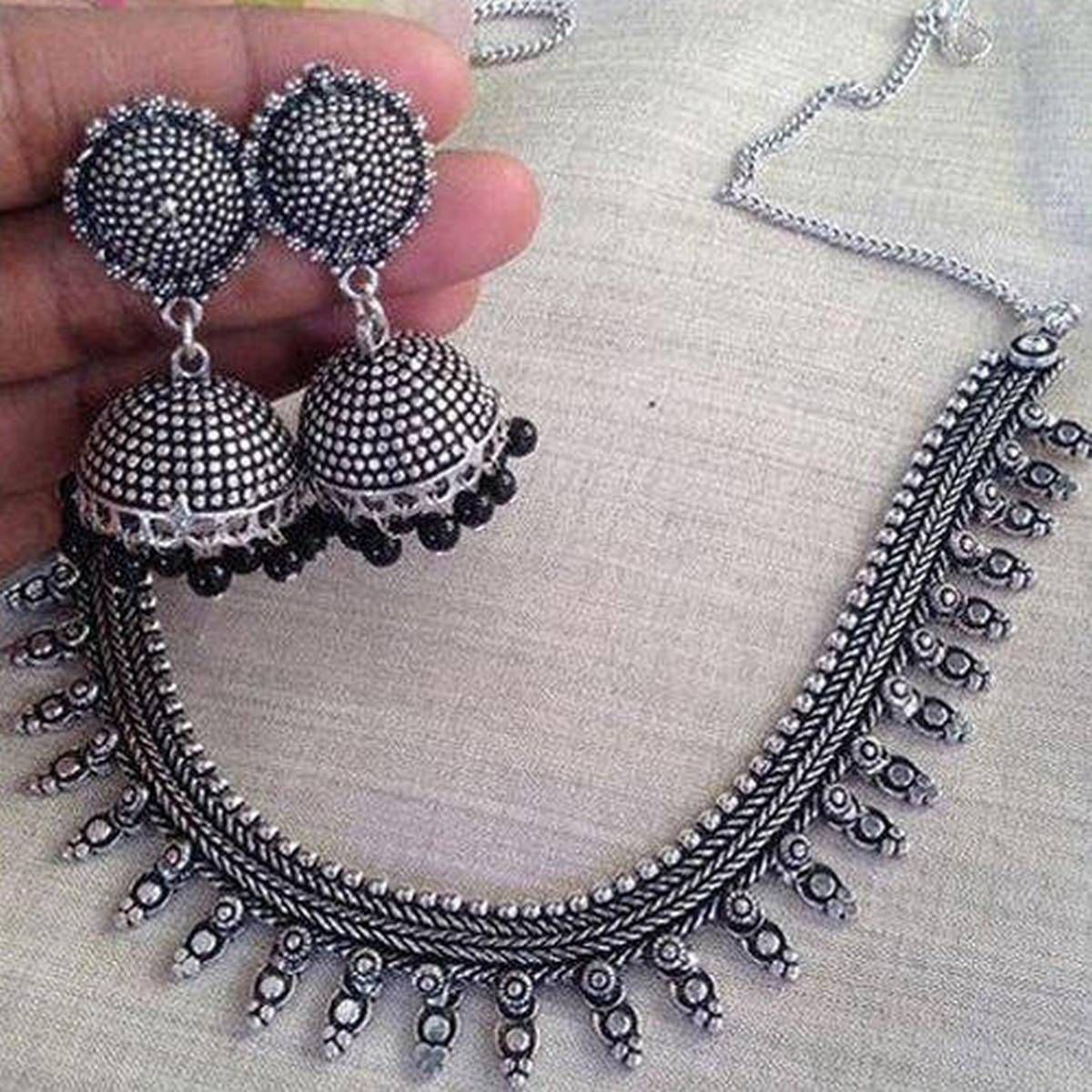 Oxidized Statement Necklace with Earring
