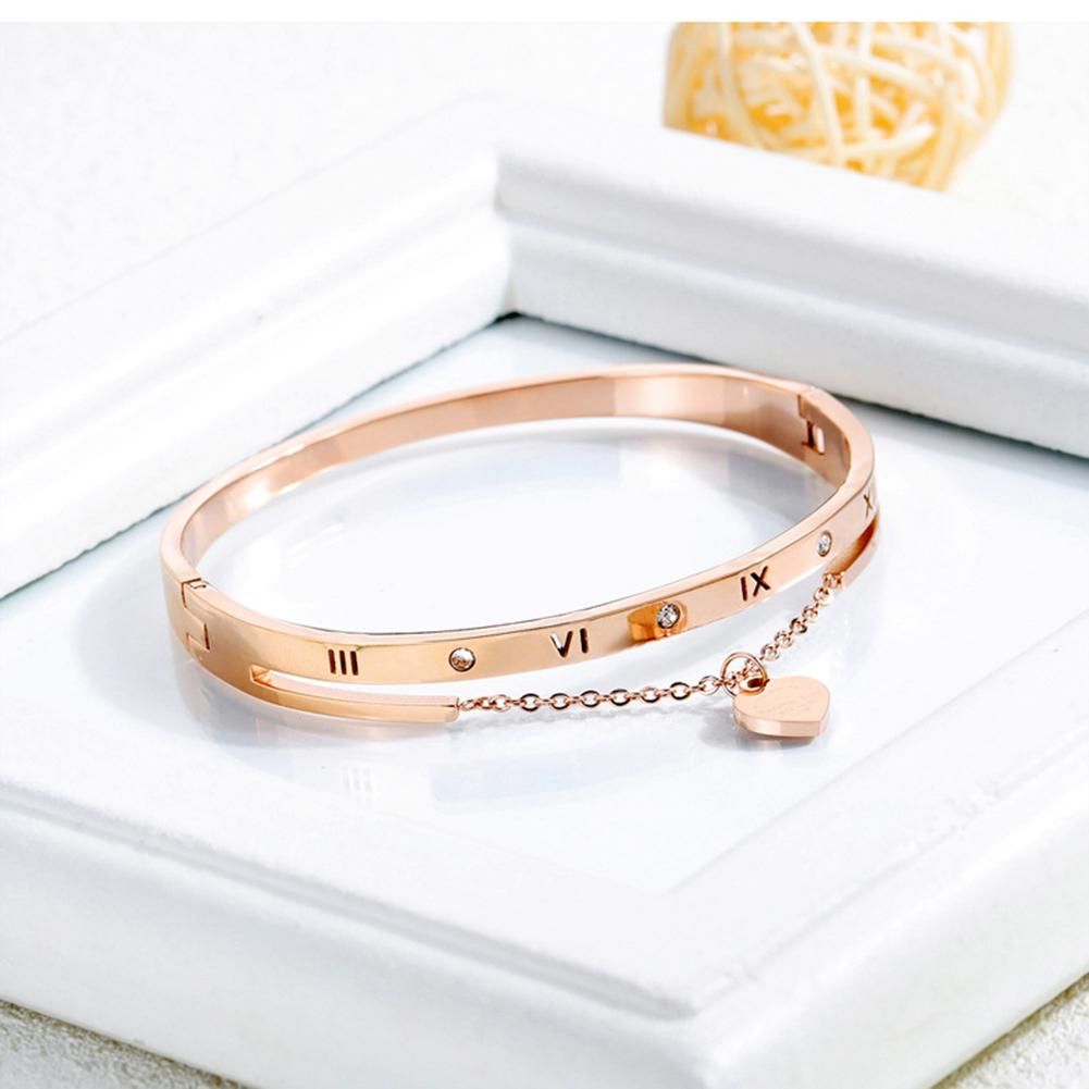 Fashion Elegant Roman Digital Bracelet Heart Shape Pendant Multilayer Bracelet Jewelry Gift for Women