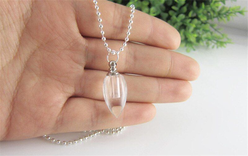 0.2ML Mini Glass Bottle Pendant Necklace Perfume Essential oil Keep Openable Small Bottle Necklaces For Women Jewelry Gift B065