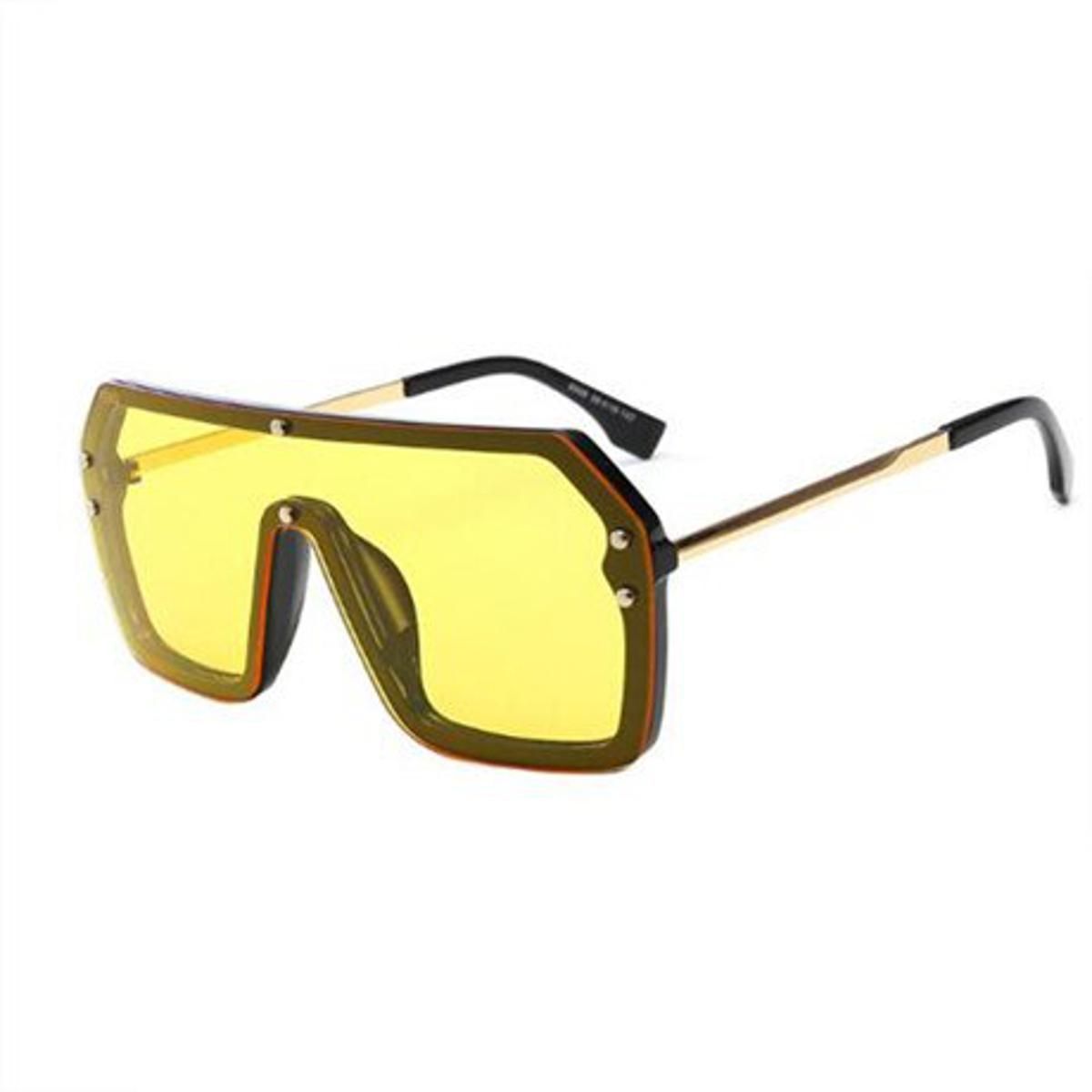 Yellow2019 Fashion Oversize Style Rivets Sunglasses Modern Women Vintage Brand Design Sun Glasses Oculos De Sol UV400