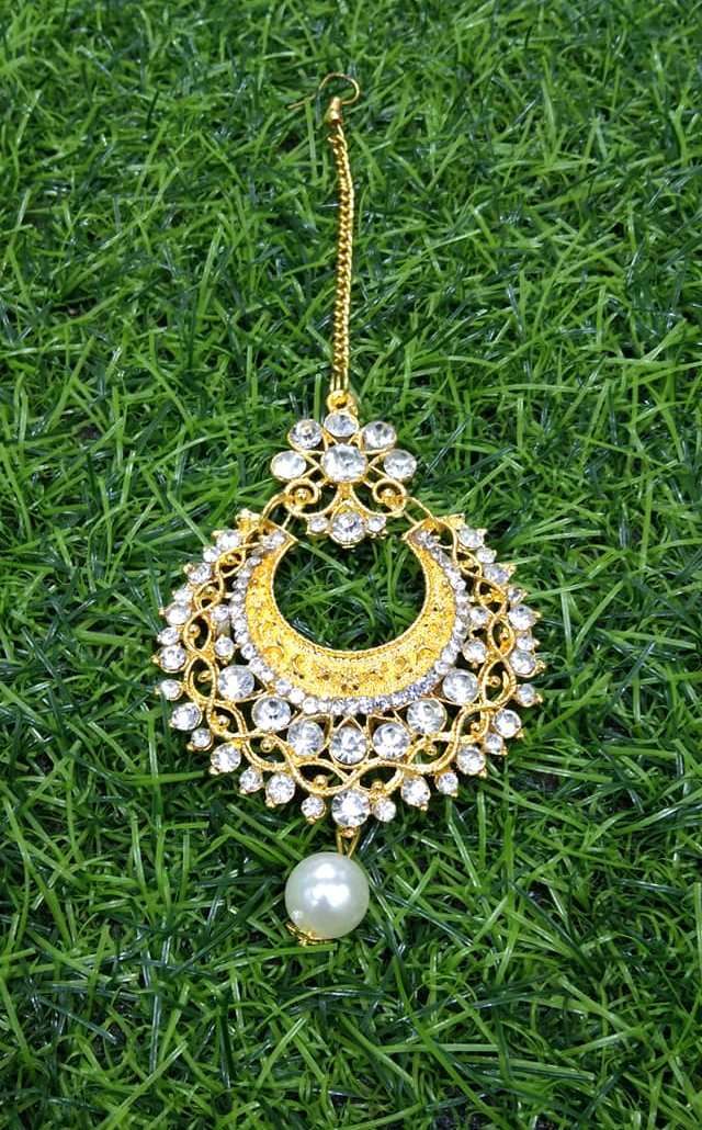 Stone Setting Womans Tikli - Golden And White