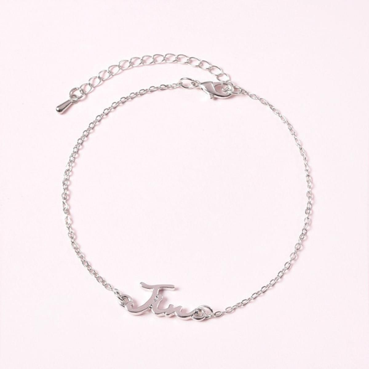 pc kpop Colorful Beads Bracelet Cartoon Animals Elastic Bracelet Handmade Jewelry bangtan boys Jhope for Girls