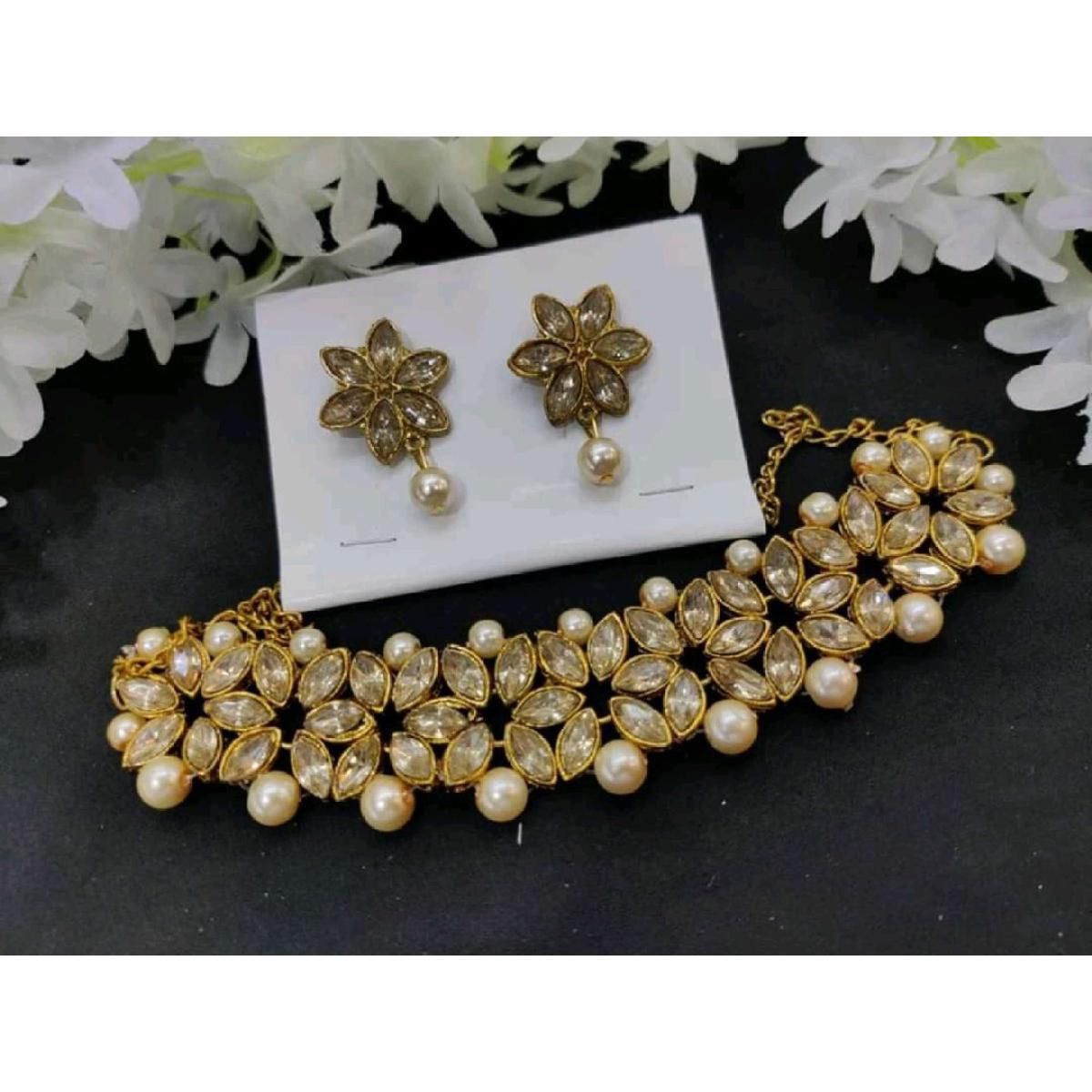 stylist Fasion Treditional fashion wedding /party bridal choker necklace Ear rings tikli jewellery set for women