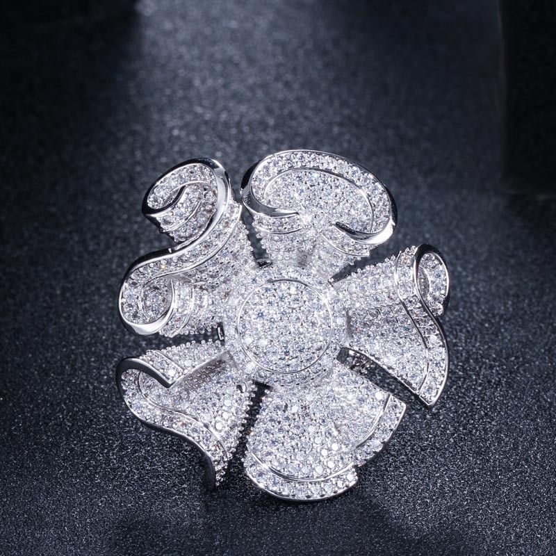 Pera Elegant Women Big Statement Finger Rings Full Shinning Cubic Zirconia Bridal Wedding Party Ring Fashion Jewelry Gift R086