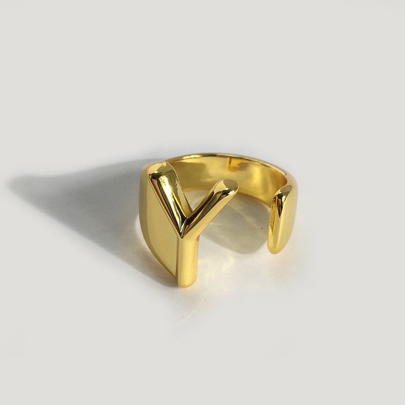 Japan Korea popular 2020 wholesale female and male ring 26 English letter open loop luxury gift stainless steel gift wholesale