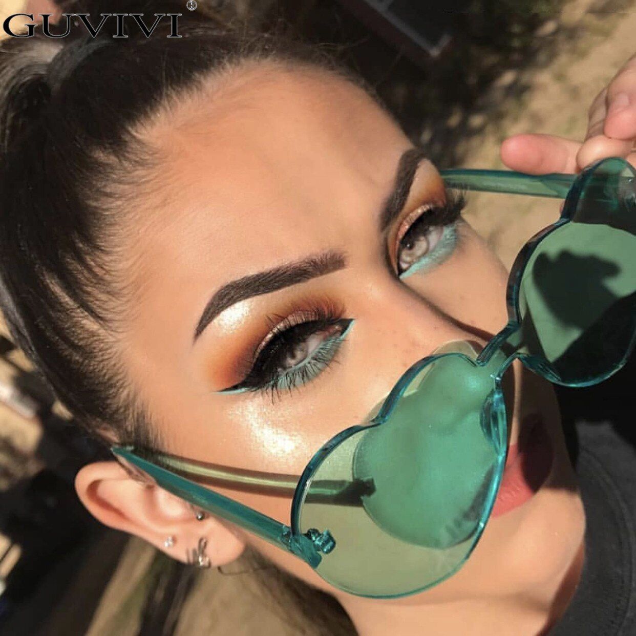 C2New One Piece Love Heart Lens Sunglasses Women Transparent Plastic Glasses Style Sun Glasses Female Clear Candy Color Designer