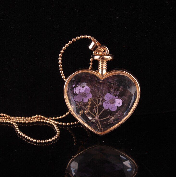 Fashion Gold Round Bead Chain Women Sweater Chain Heart Shaped Glass Perfume Bottle True Dried Flower Pendant Necklace Jewelry