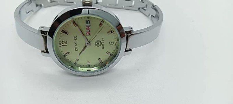 Ladies Watch Light Green Dial Day & Date Silver Case and Silver Bracelet Chain Analog Watch - For Women Ladies Watch Light Green Dial Day & Date Silver Case and Silver Bracelet Chain