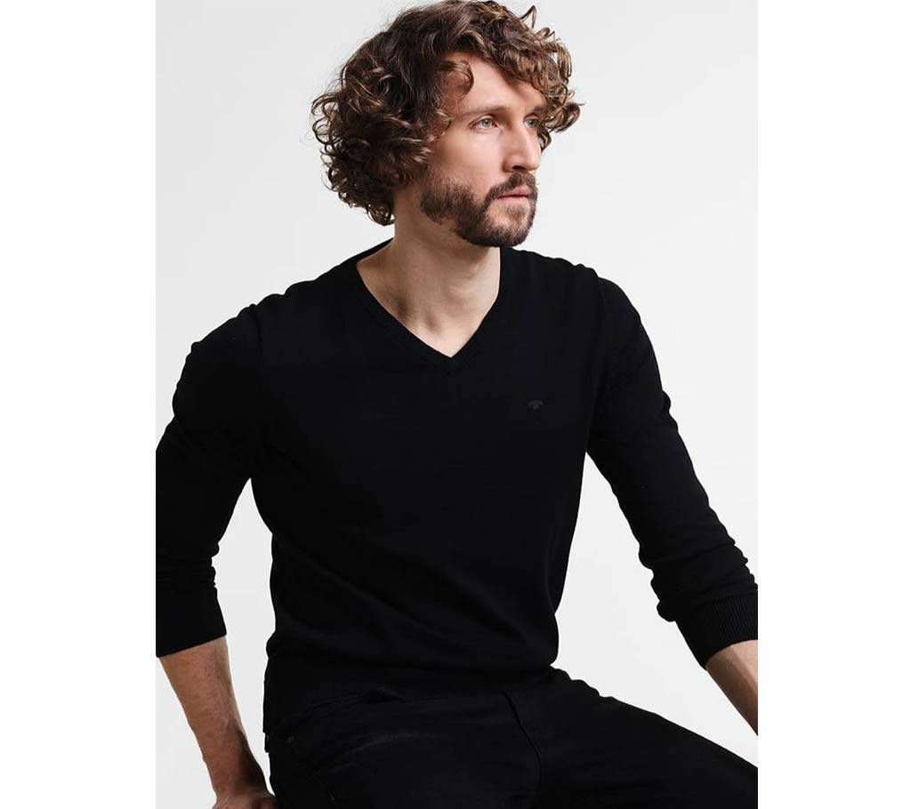 V-neck sweater for men.
