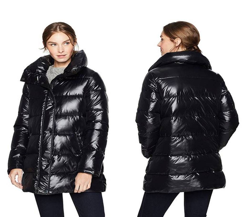 Ladies Full Sleeve Down Hooded puffer jacket