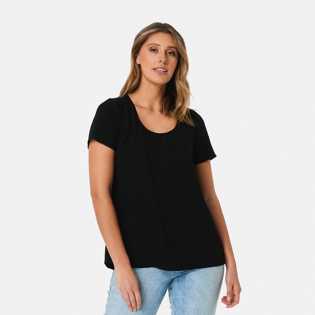 Short Sleeve Essential T-shirt