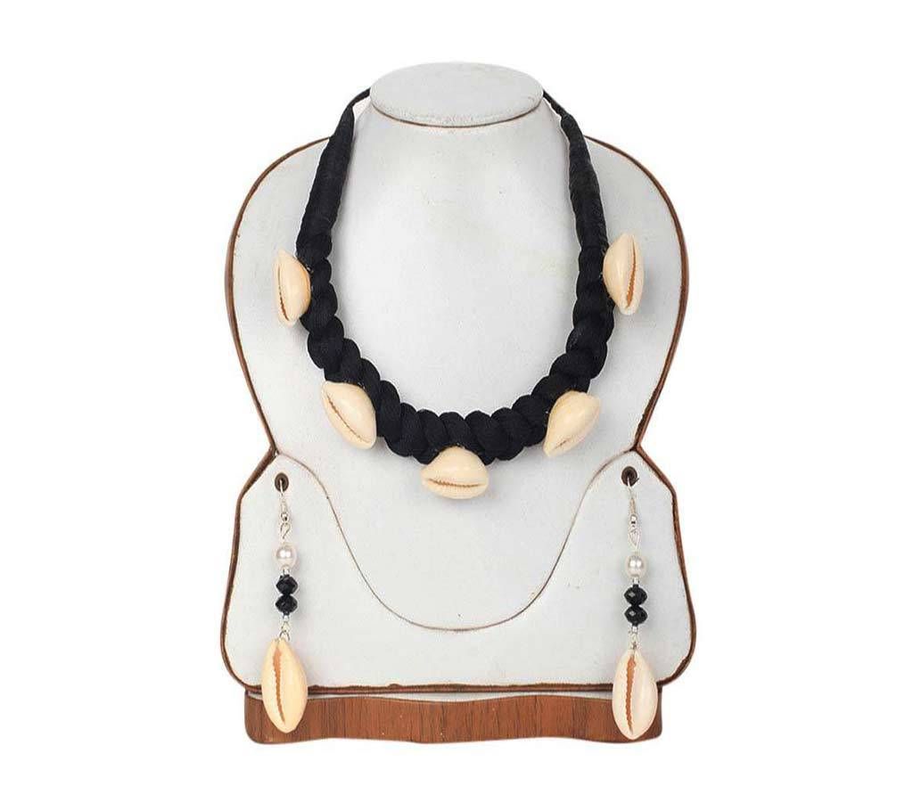 Black Necklace with Cowrie