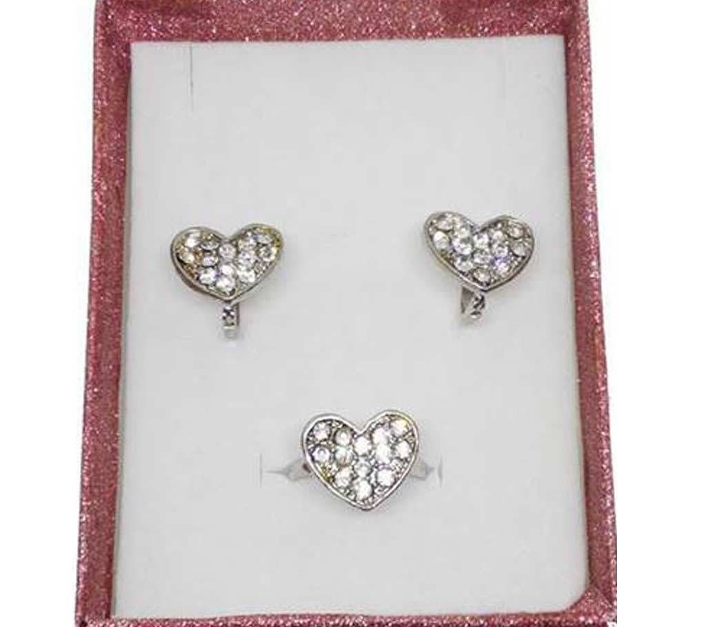 Stone Crafted Ear Top & Finger Ring Set
