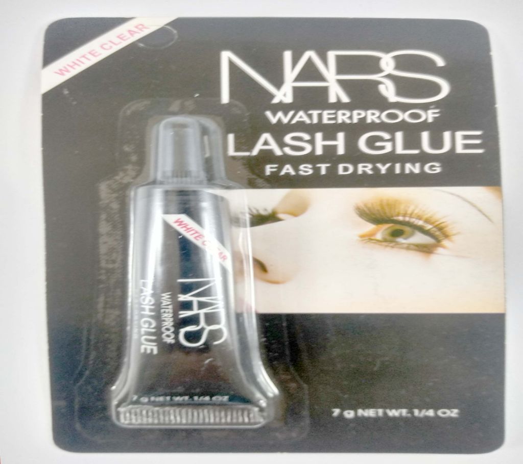Water proof lash glue