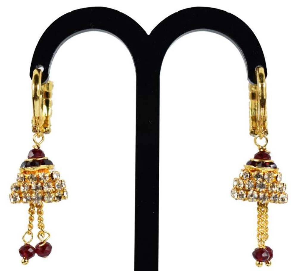 Stone setting earring