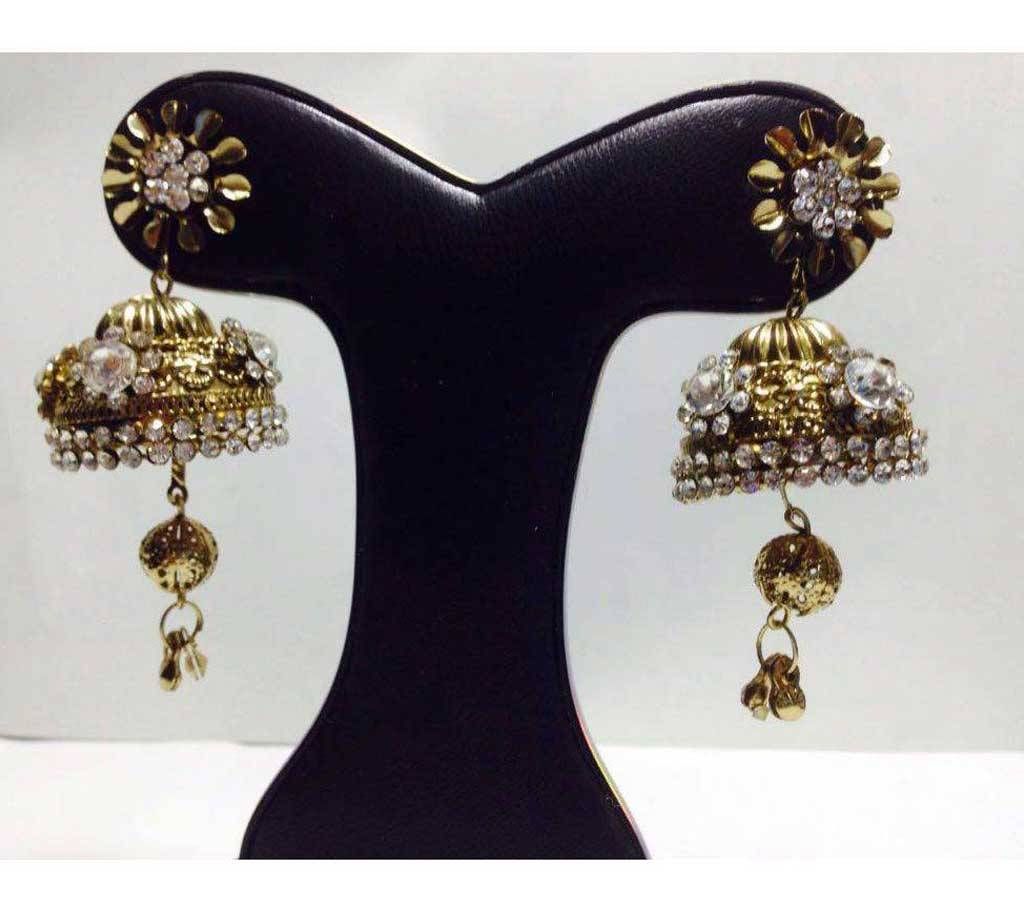 Weightless metal and stone jhumka