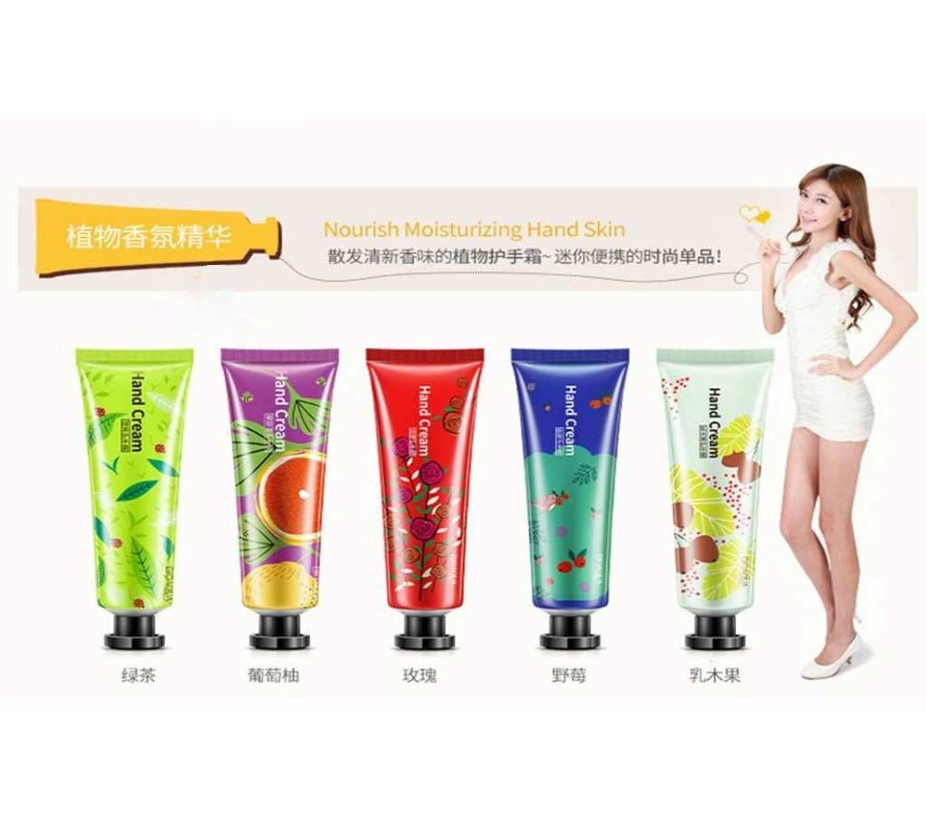 BIOAQUA Fragrance Hand Cream 30g-China