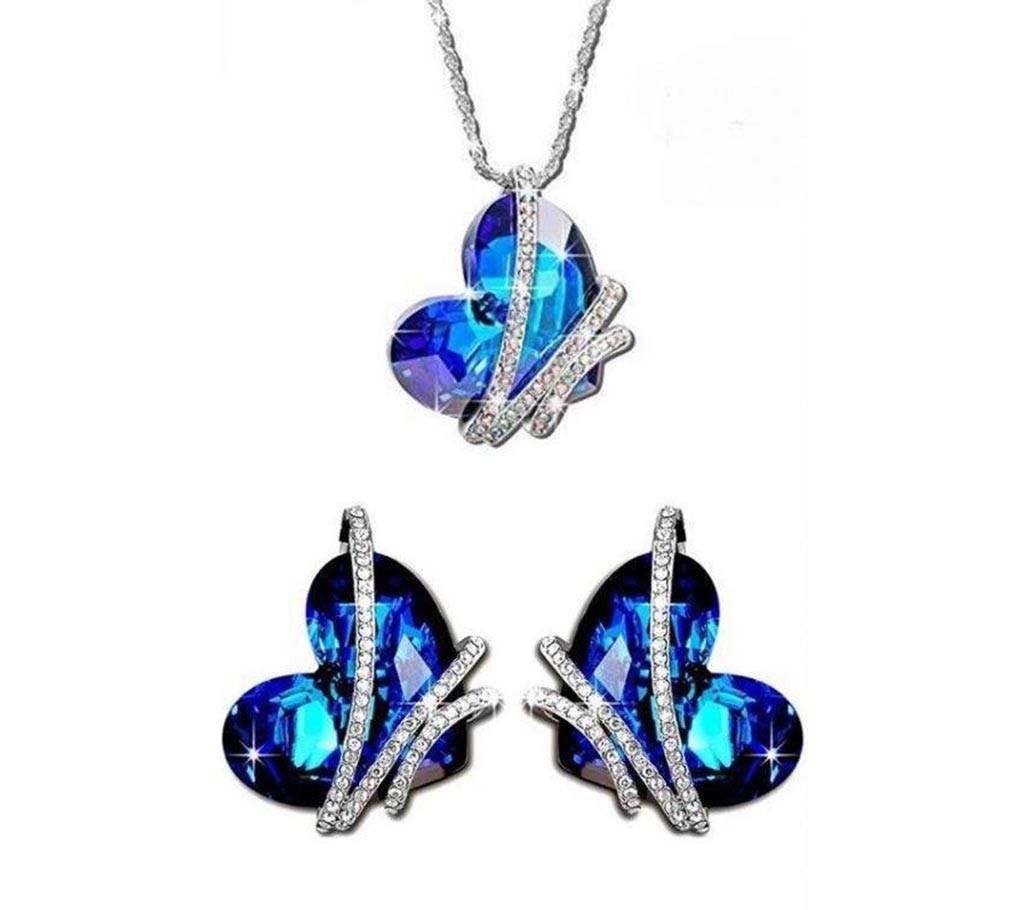 Heart Shaped Blue Stone Setting Pendant Set