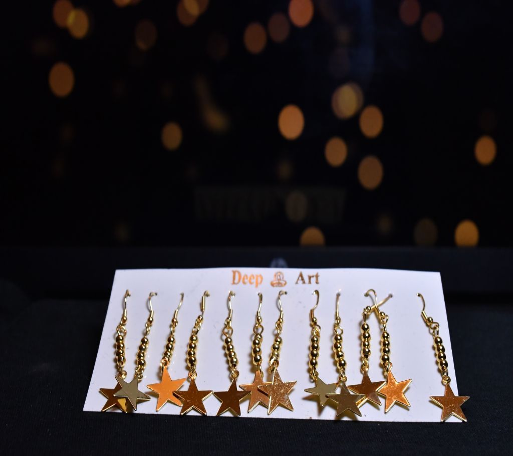 Exclusive Girls A pair ear ring Indian collection.