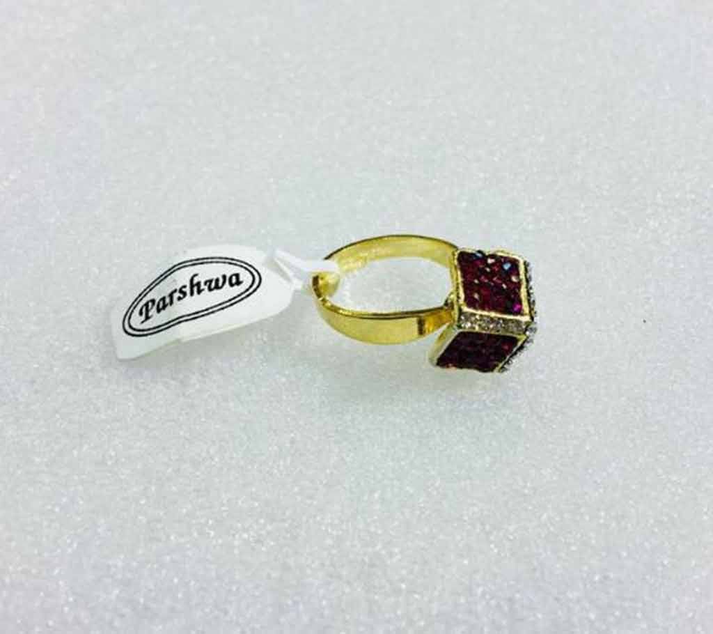 Zircon Stone Crafted Finger Ring