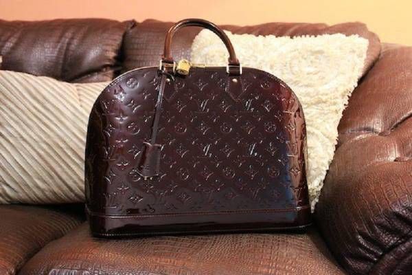 Exclusive Branded Ladies Hand Bag